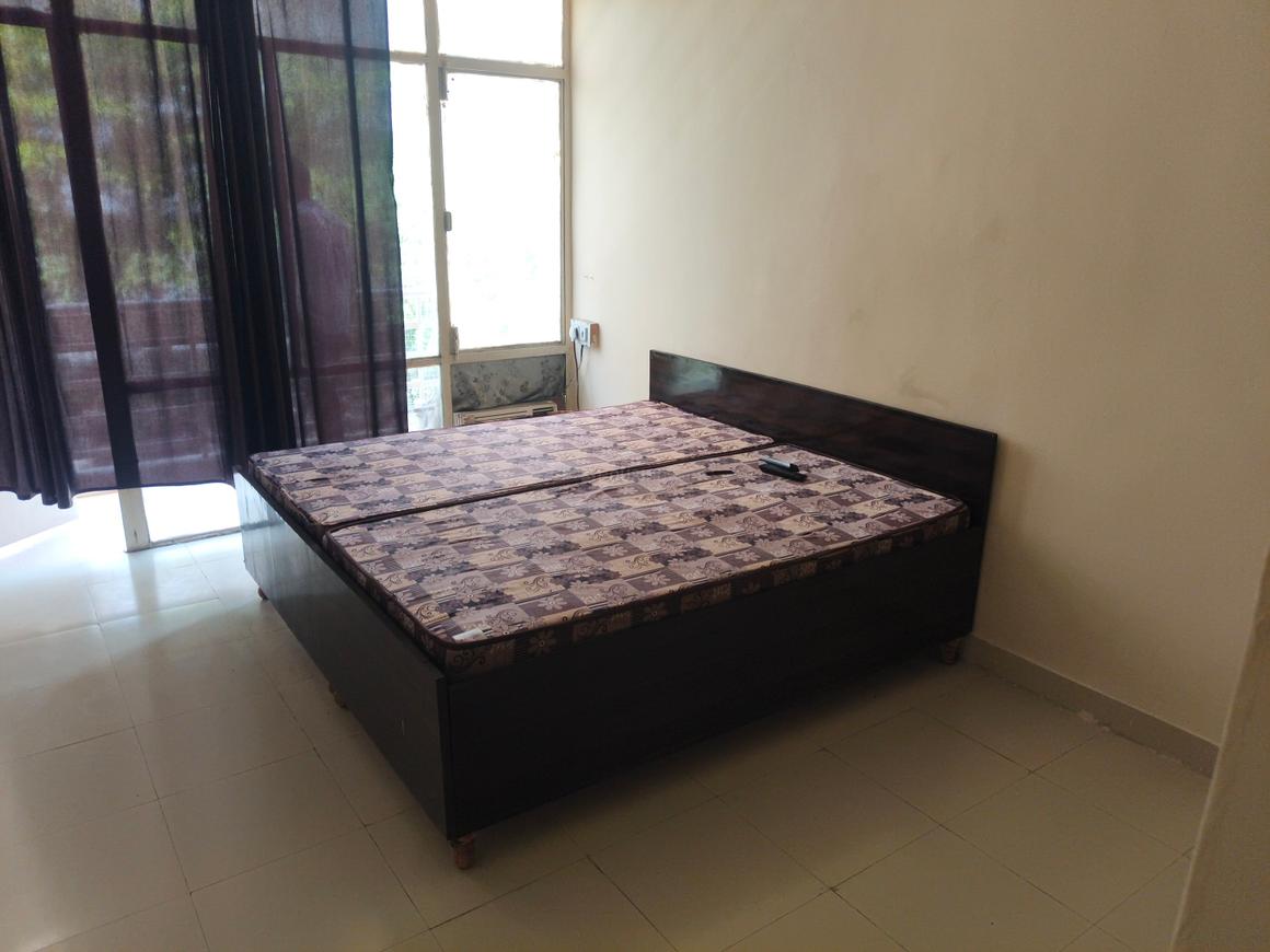 1 BHK for rent in Sector 33, Gurugram — 470 sq.ft — Breez Global Heights