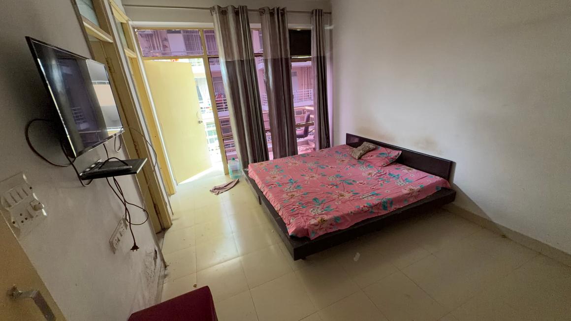 1 BHK for rent in Sector 33, Gurugram — 712 sq.ft — Breez Global Heights
