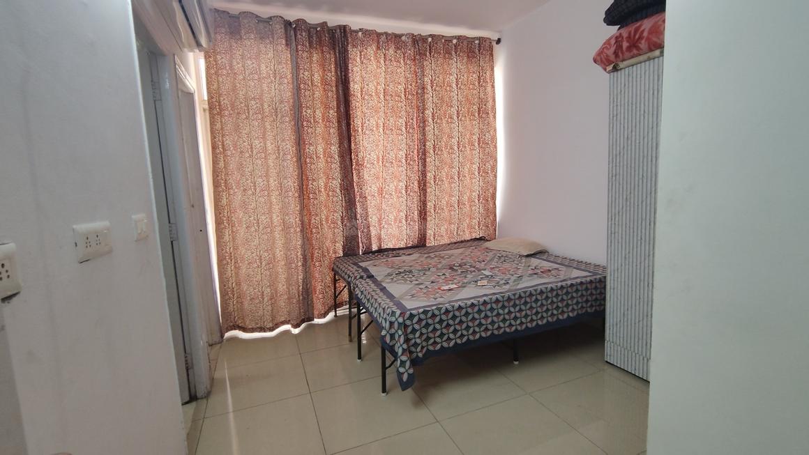1 BHK for rent in Sector 36, Gurugram — semi-furnished — 400 sq.ft — AVL 36
