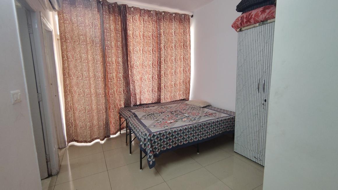 1 BHK for rent in Sector 36, Gurugram — semi-furnished — 420 sq.ft — AVL 36