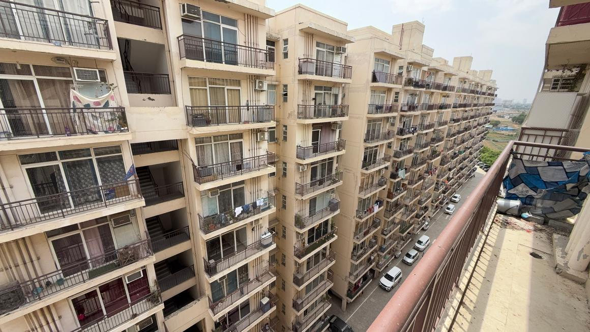 1 BHK for rent in Sector 36, Gurugram — 430 sq.ft — AVL 36