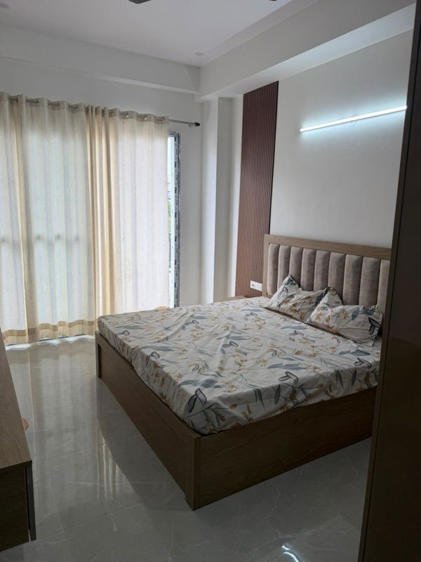 1 BHK for rent in Sector 38, Gurugram — furnished — 750 sq.ft — SAS Tower