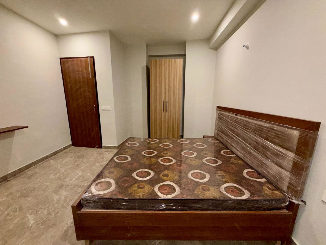 1 BHK for rent in Sector 38, Gurugram — furnished — 650 sq.ft