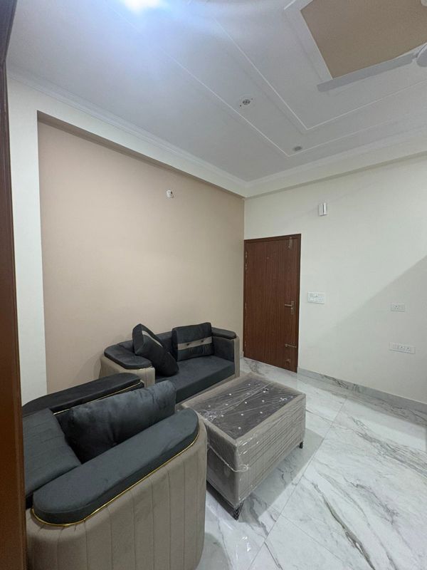 1 BHK for rent in Sector 38, Gurugram — furnished — 705 sq.ft