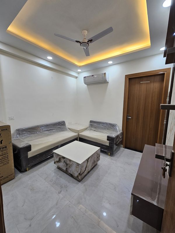 1 BHK for rent in Sector 38, Gurugram — furnished — 755 sq.ft
