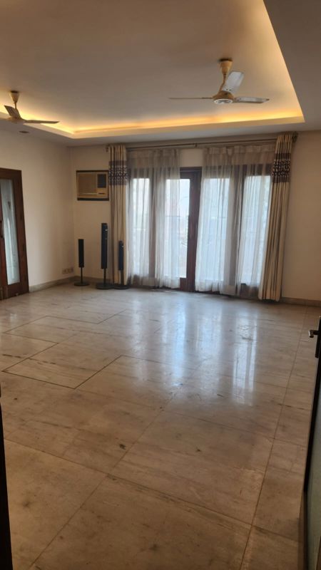 1 BHK for rent in Sector 38, Gurugram — unfurnished — 150 sq.ft