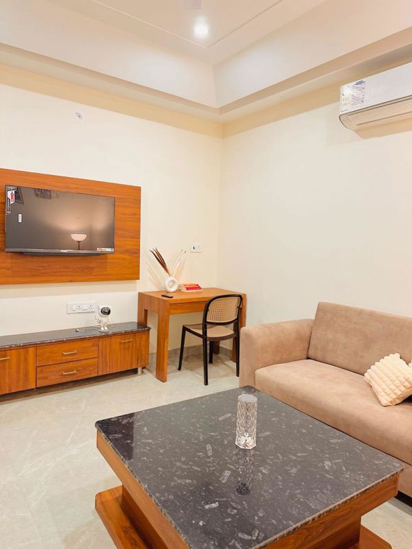 1 BHK for rent in Sector 39, Gurugram — furnished — 660 sq.ft