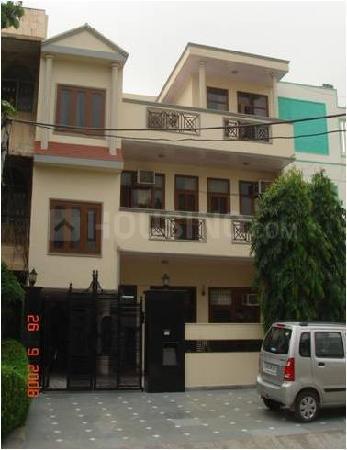 1 BHK for rent in Sector 4, Gurugram — semi-furnished — 665 sq.ft