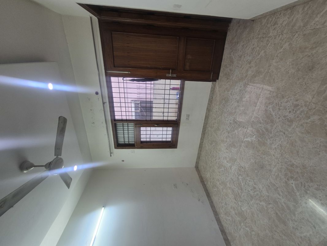 1 BHK for rent in Sector 40, Gurugram — semi-furnished — 1100 sq.ft