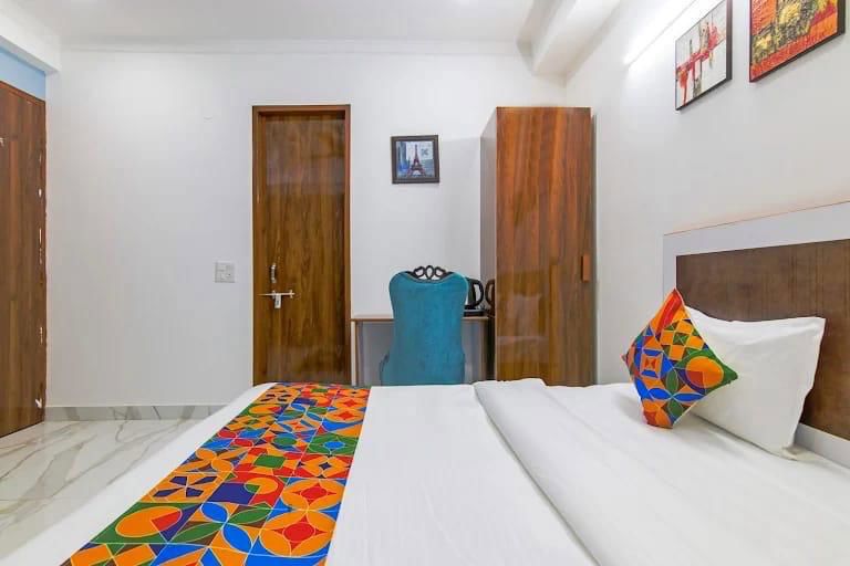 1 BHK for rent in Sector 40, Gurugram — furnished — 200 sq.ft