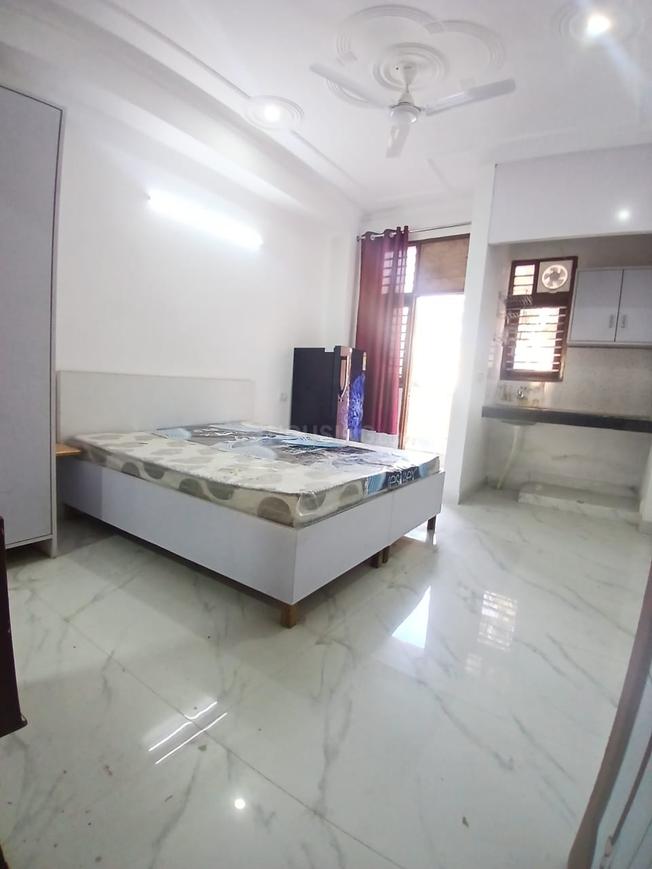 1 BHK for rent in Sector 40, Gurugram — 330 sq.ft