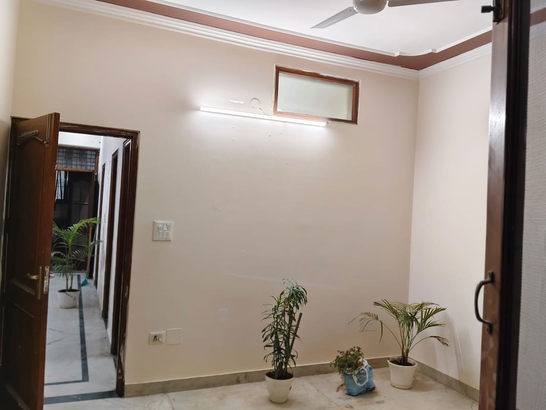 1 BHK for rent in Sector 40, Gurugram — semi-furnished — 900 sq.ft