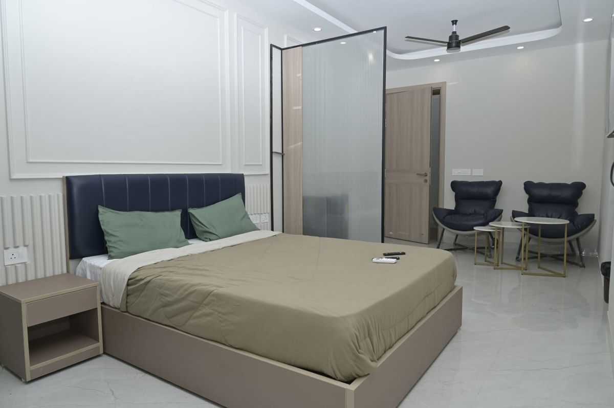 1 BHK for rent in Sector 42, Gurugram — furnished — 2000 sq.ft