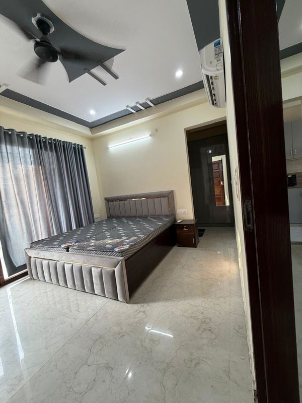 1 BHK for rent in Sector 42, Gurugram — furnished — 750 sq.ft