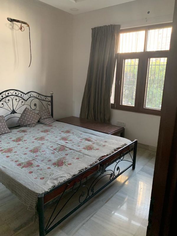 1 BHK for rent in Sector 42, Gurugram — unfurnished — 100 sq.ft