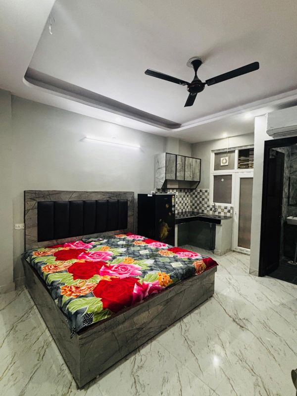 1 BHK for rent in Sector 42, Gurugram — unfurnished — 112 sq.ft