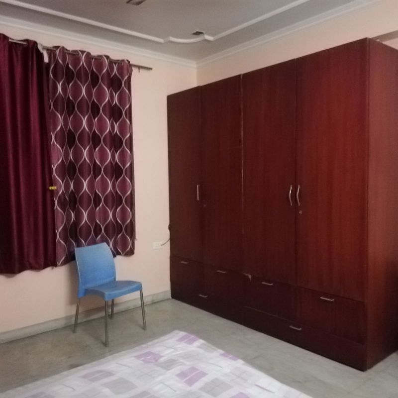 1 BHK for rent in Sector 42, Gurugram — furnished — 100 sq.ft