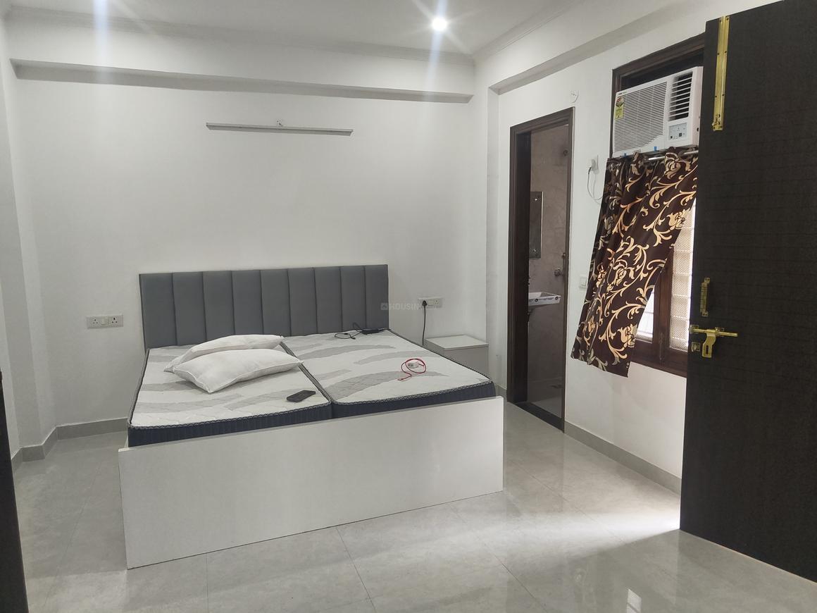 1 BHK for rent in Sector 42, Gurugram — 1000 sq.ft