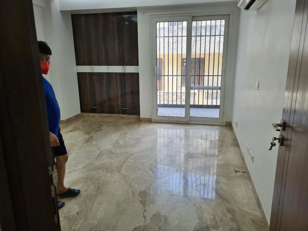 1 BHK for rent in Sector 43, Gurugram — furnished — 100 sq.ft