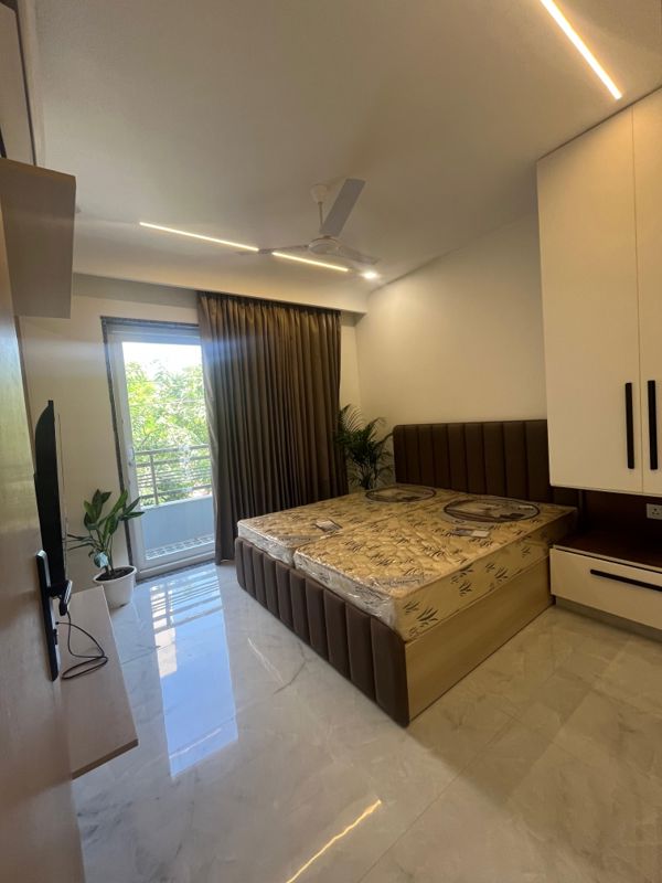 1 BHK for rent in Sector 43, Gurugram — furnished — 640 sq.ft — Vipul Tech Square