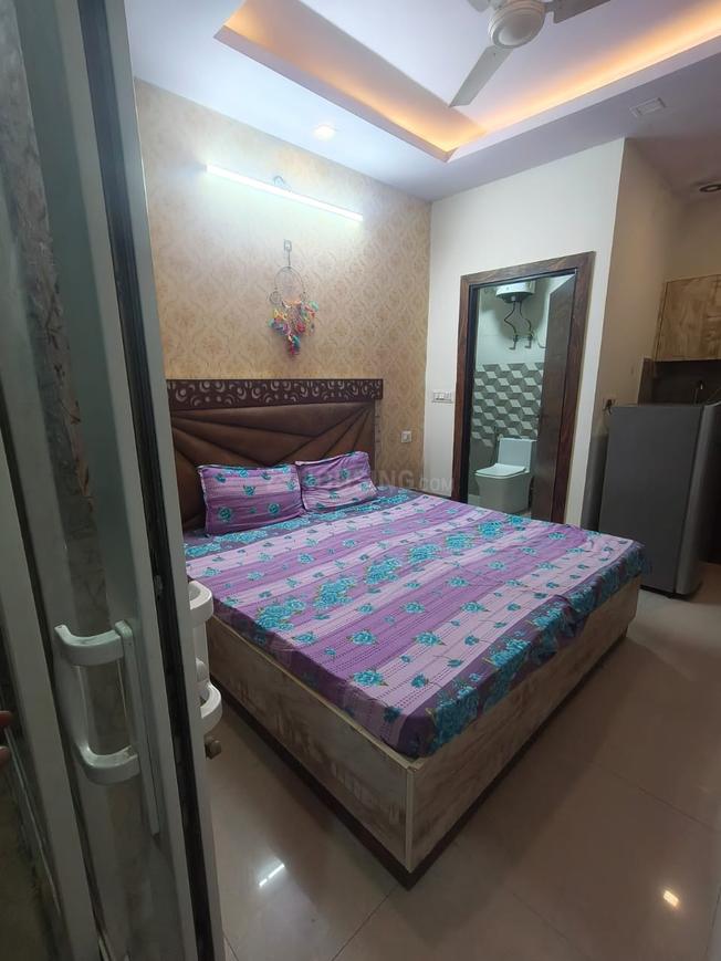 1 BHK for rent in Sector 43, Gurugram — 350 sq.ft