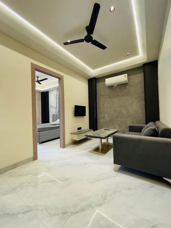 1 BHK for rent in Sector 44, Gurugram — furnished — 755 sq.ft