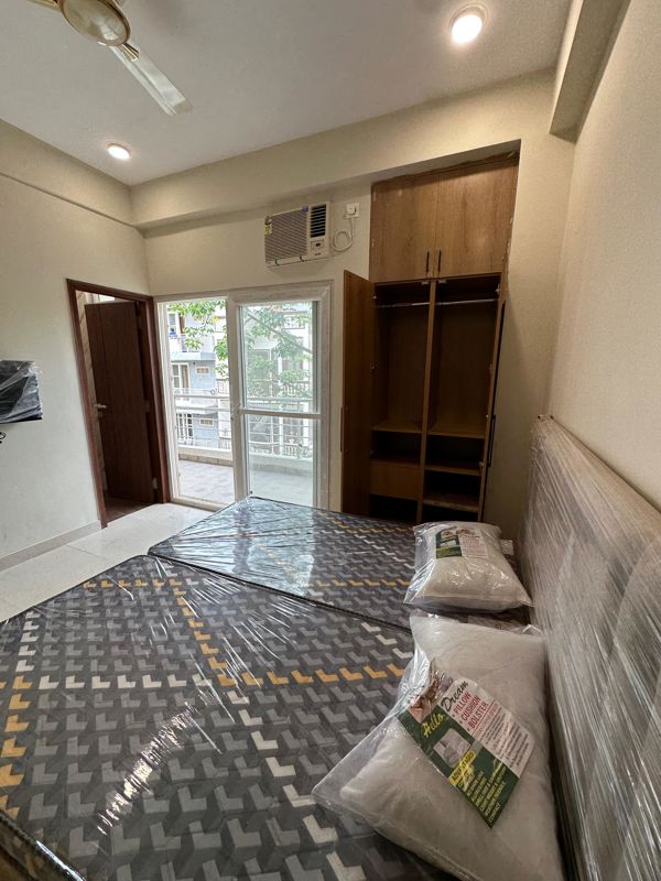 1 BHK for rent in Sector 44, Gurugram — furnished — 693 sq.ft