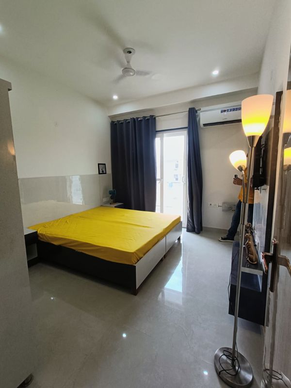 1 BHK for rent in Sector 45, Gurugram — furnished — 680 sq.ft