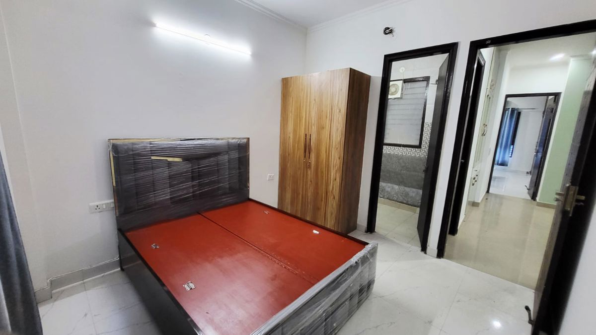1 BHK for rent in Sector 47, Gurugram — semi-furnished — 800 sq.ft — Kohli One Malibu Town