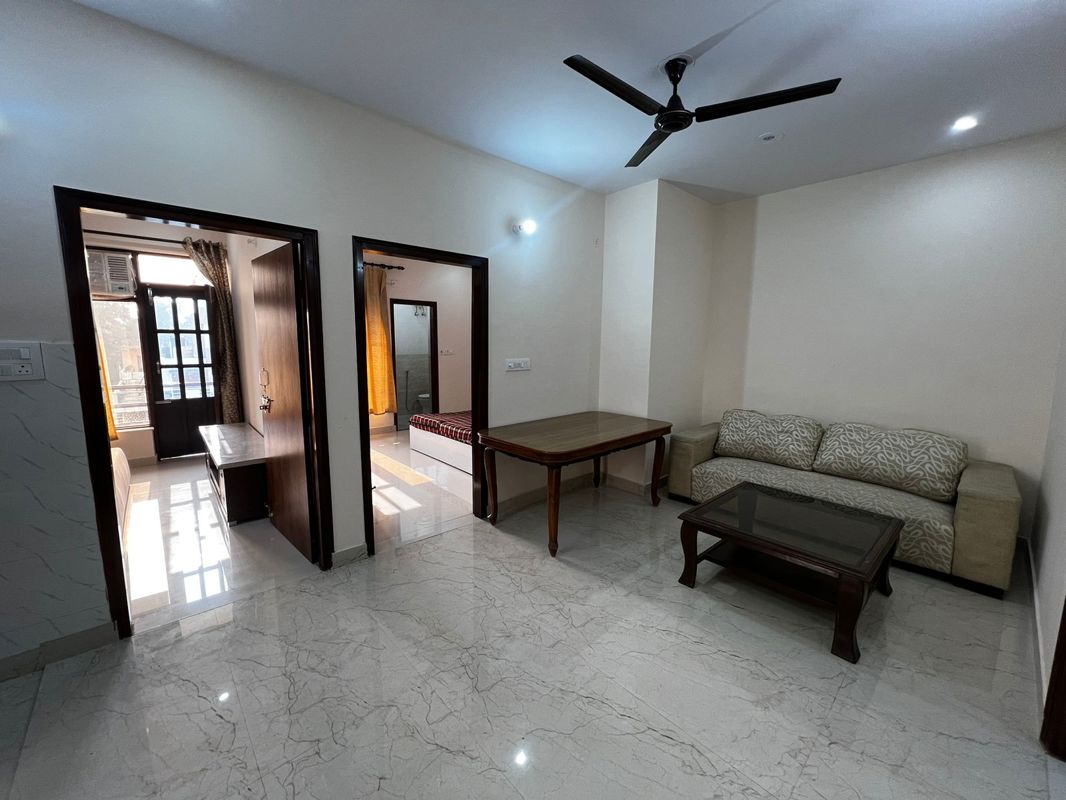 1 BHK for rent in Sector 47, Gurugram — furnished — 640 sq.ft — Kohli One Malibu Town