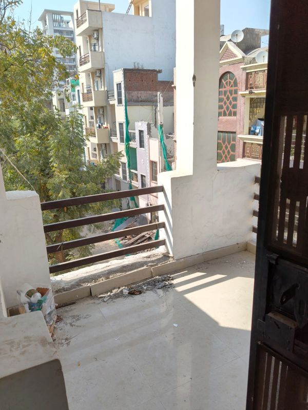 1 BHK for rent in Sector 47, Gurugram — semi-furnished — 600 sq.ft — Kohli One Malibu Town