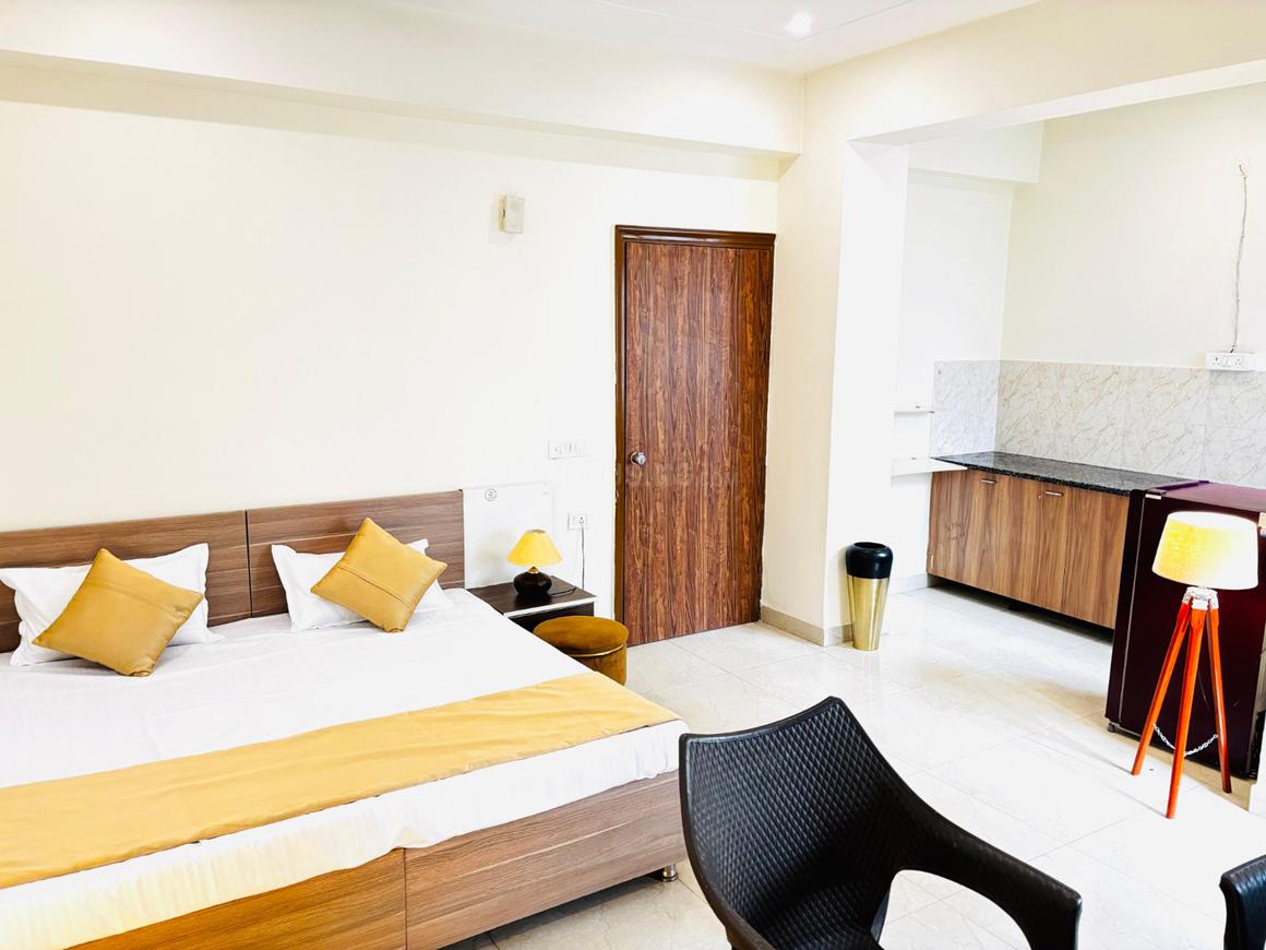 1 BHK for rent in Sector 48, Gurugram — 2000 sq.ft