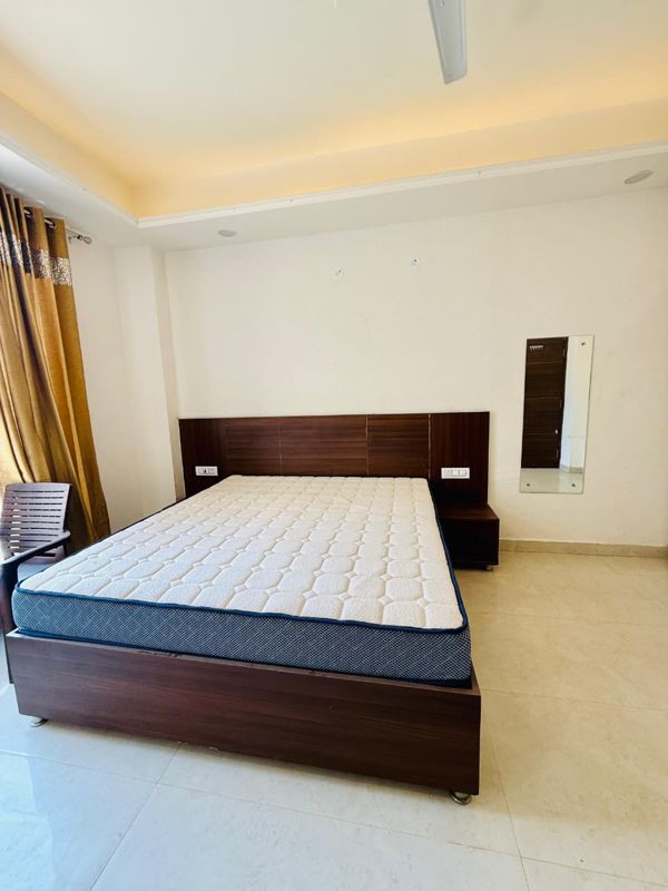1 BHK for rent in Sector 49, Gurugram — furnished — 710 sq.ft