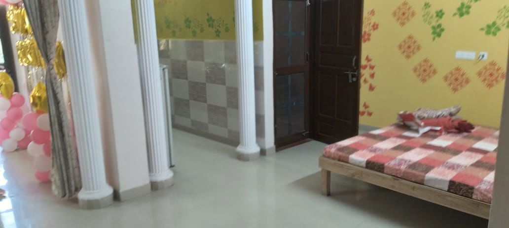 1 BHK for rent in Sector 5, Gurugram — semi-furnished — 786 sq.ft