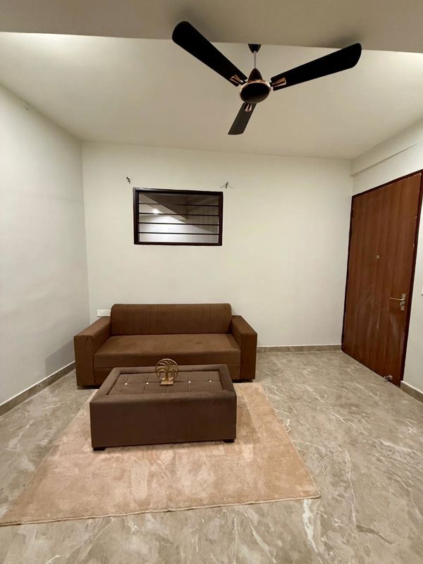 1 BHK for rent in Sector 51, Gurugram — furnished — 650 sq.ft
