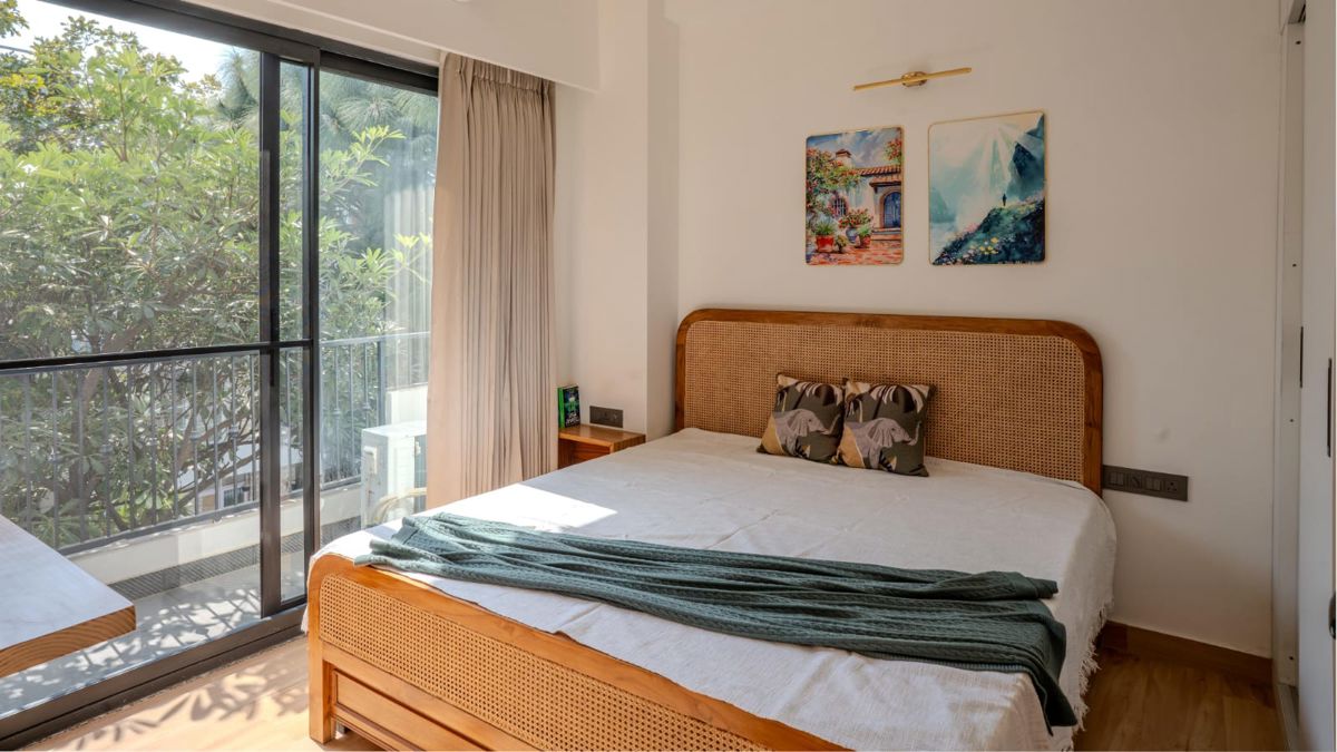 1 BHK for rent in Sector 52, Gurugram — furnished — 105 sq.ft — The Grand