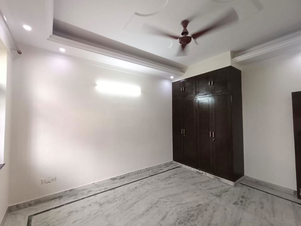 1 BHK for rent in Sector 52, Gurugram — unfurnished — 263 sq.ft