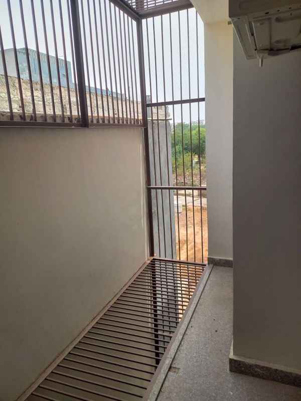 1 BHK for rent in Sector 52, Gurugram — furnished — 780 sq.ft