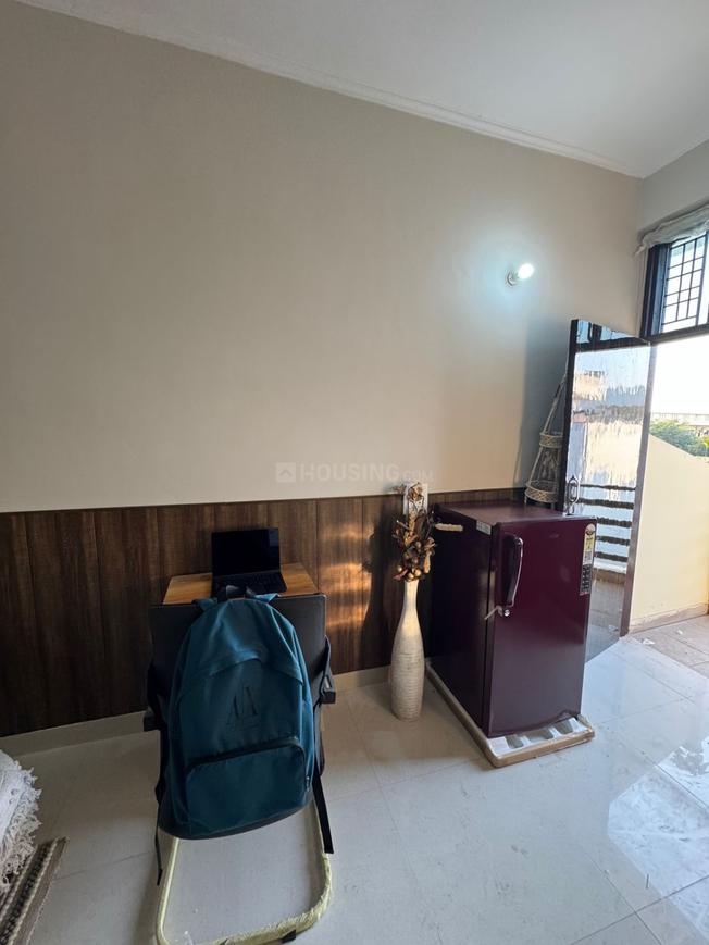 1 BHK for rent in Sector 52, Gurugram — 400 sq.ft