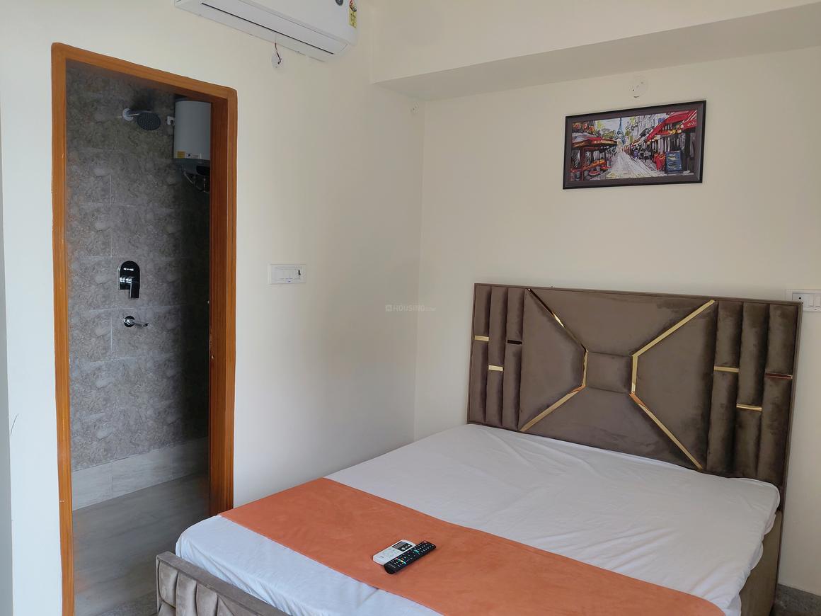 1 BHK for rent in Sector 52, Gurugram — 580 sq.ft — AKDA Mihir Apartments