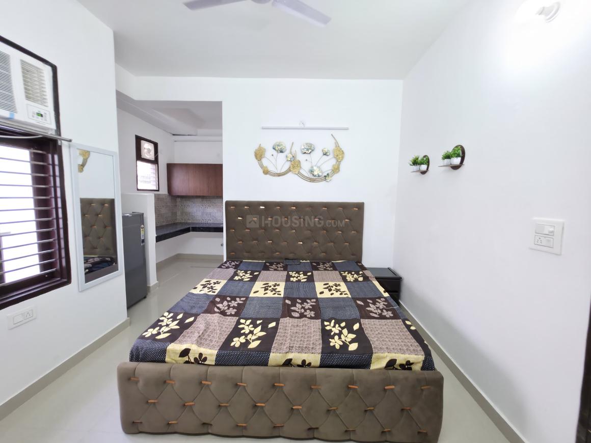1 BHK for rent in Sector 52, Gurugram — 950 sq.ft