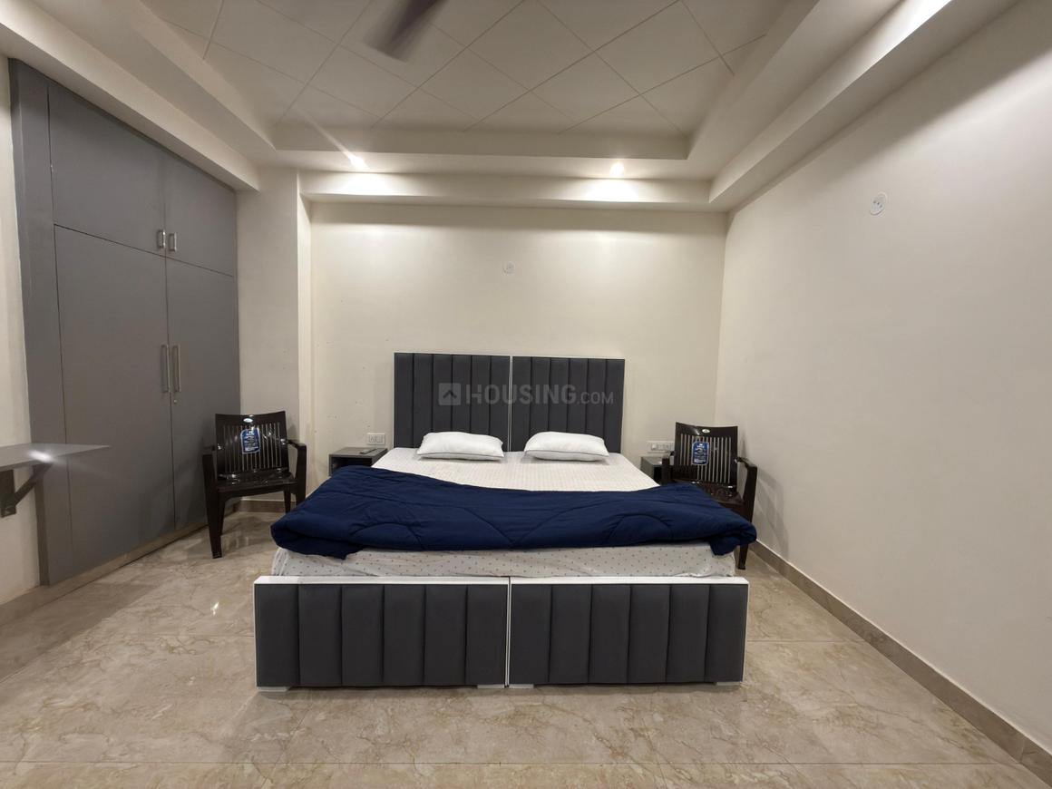 1 BHK for rent in Sector 52, Gurugram — 900 sq.ft
