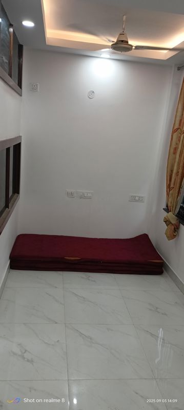 1 BHK for rent in Sector 52a, Gurugram — semi-furnished — 640 sq.ft