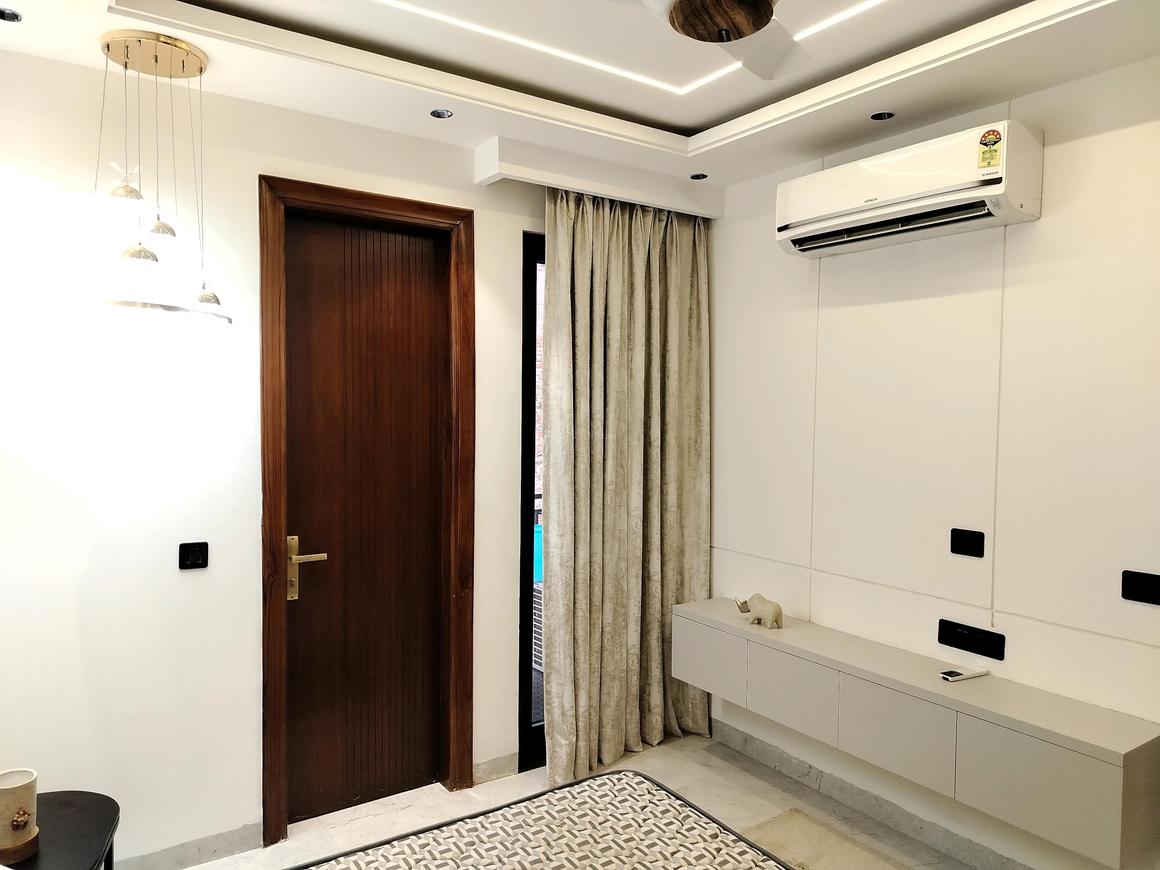 1 BHK for rent in Sector 52A, Gurugram — 320 sq.ft