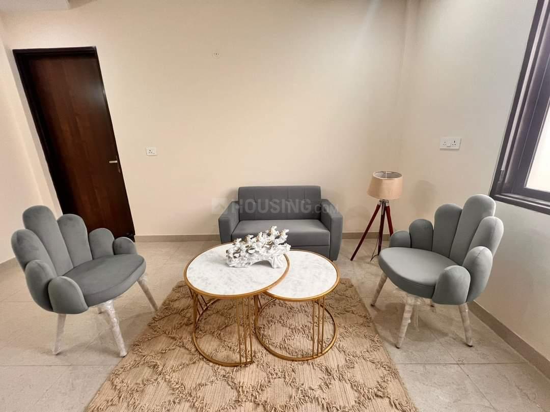 1 BHK for rent in Sector 53, Gurugram — 900 sq.ft — DLF Princeton Estate