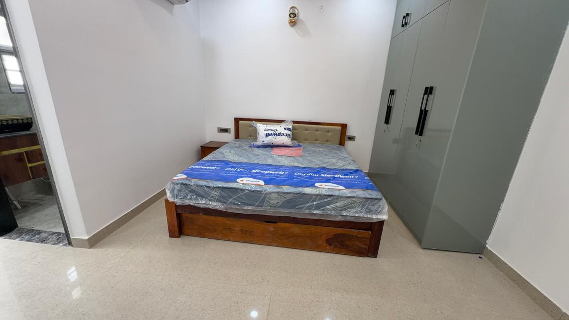 1 BHK for rent in Sector 54, Gurugram — 855 sq.ft — Suncity Township