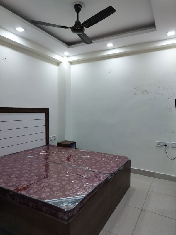 1 BHK for rent in Sector 57, Gurugram — semi-furnished — 592 sq.ft