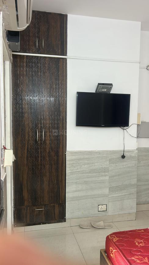 1 BHK for rent in Sector 61, Gurugram — 210 sq.ft — Pioneer Park