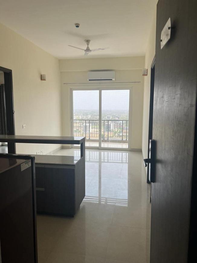 1 BHK for rent in Sector 63, Gurugram — 800 sq.ft — Baani City Center