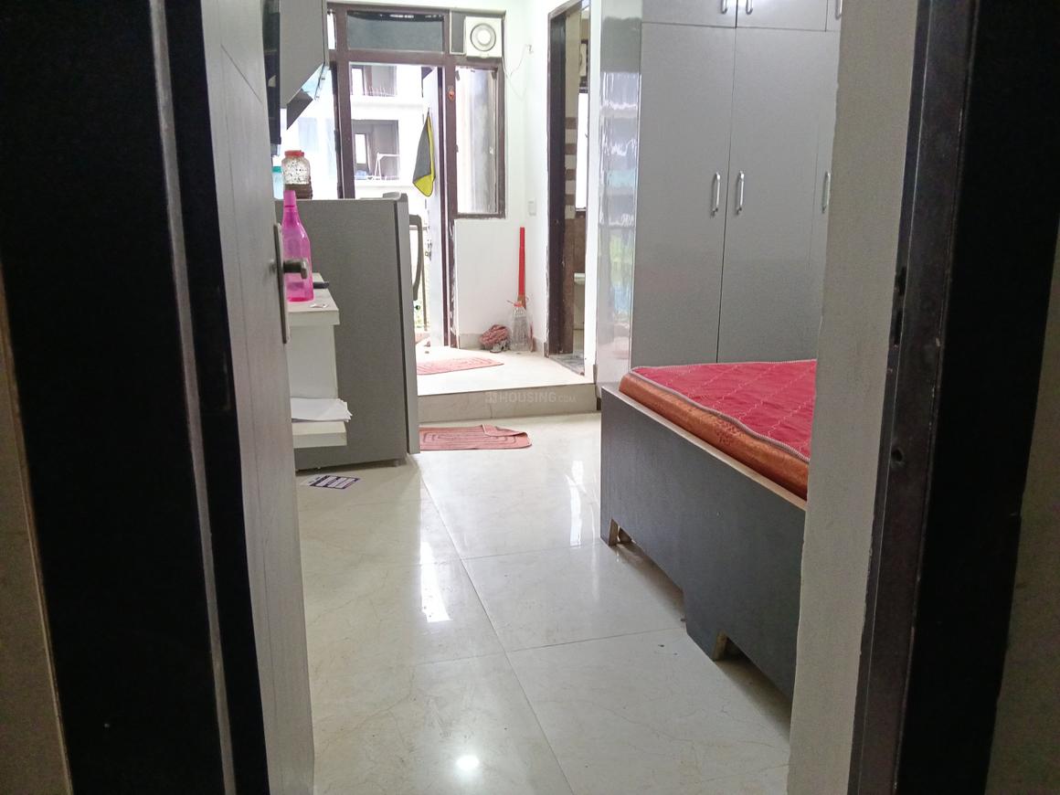 1 BHK for rent in Sector 65, Gurugram — 250 sq.ft — Emaar Emerald Floors